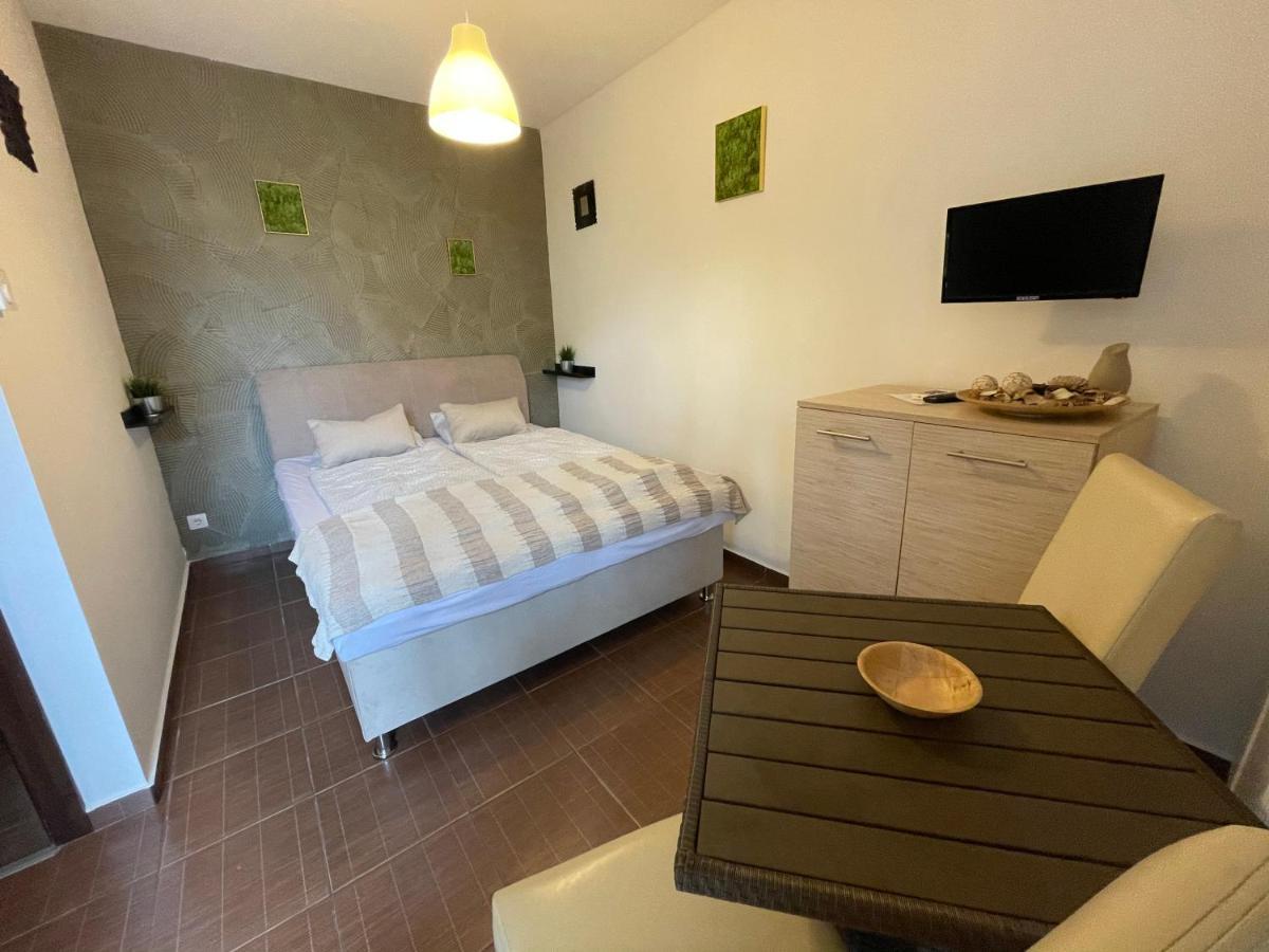 Smeraldo Villa Сиофок Екстериор снимка